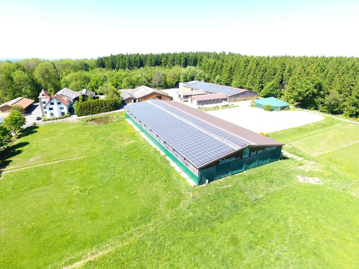 Gut Neuhof Apartamento Alpenrod Exterior foto